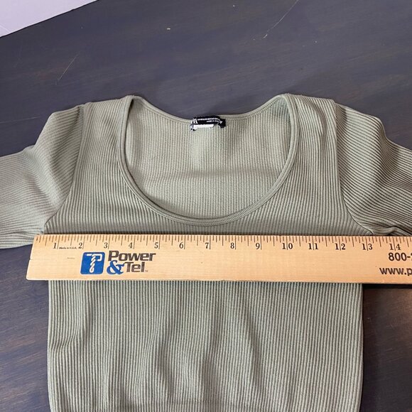 ZARA Ribbed Long Sleeve Crop Top – Olive Green – Size XS - Picture 6 of 7